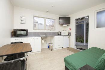 Tudor Oaks Motel Мангауай Екстериор снимка